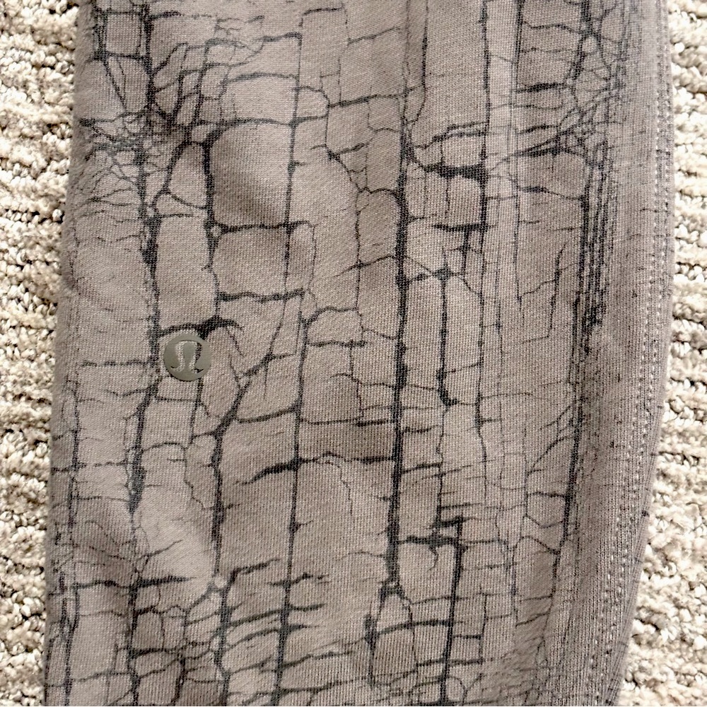 Lululemon Warm Down Jogger | 7/8 Length | Size 4 - Picture 6 of 7